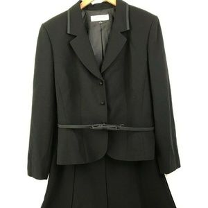 Tahari Arthur S Levin Black 2 Piece Skirt Suit Set